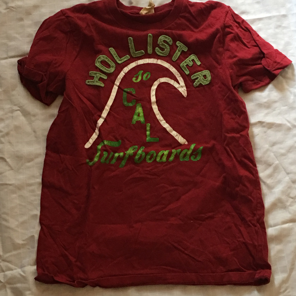 2 Men's Hollister Graphic T-shirts. - Picture 1 of 4